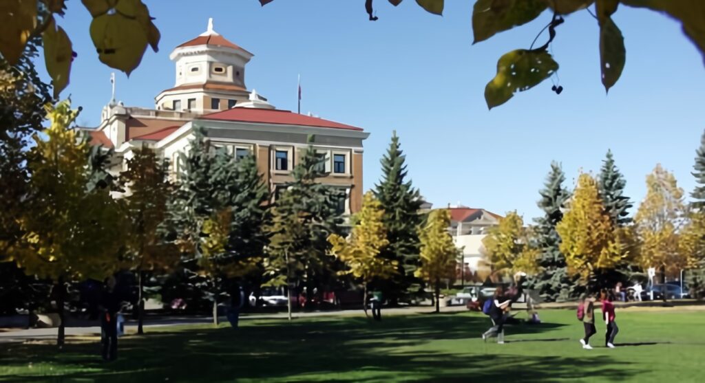 15 LOWEST TUITION FEE UNIVERSITIES IN CANADA